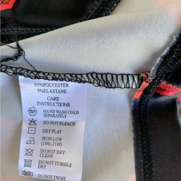 MOTEL ROCKS Yoona Crop Top Black Floral Satin Stretch Rose Size Small UK 10 - Picture 7 of 9